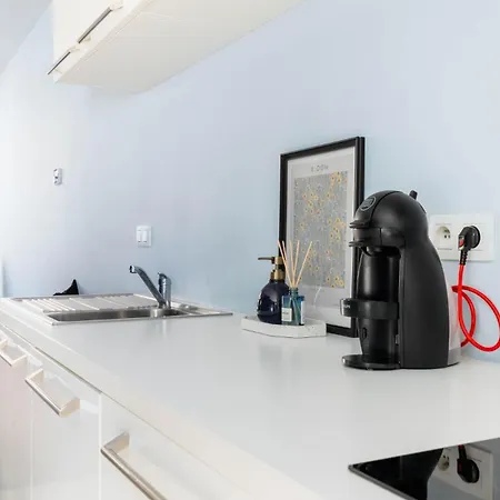 Charming Ostend Home: Near Beach City Center Apartament